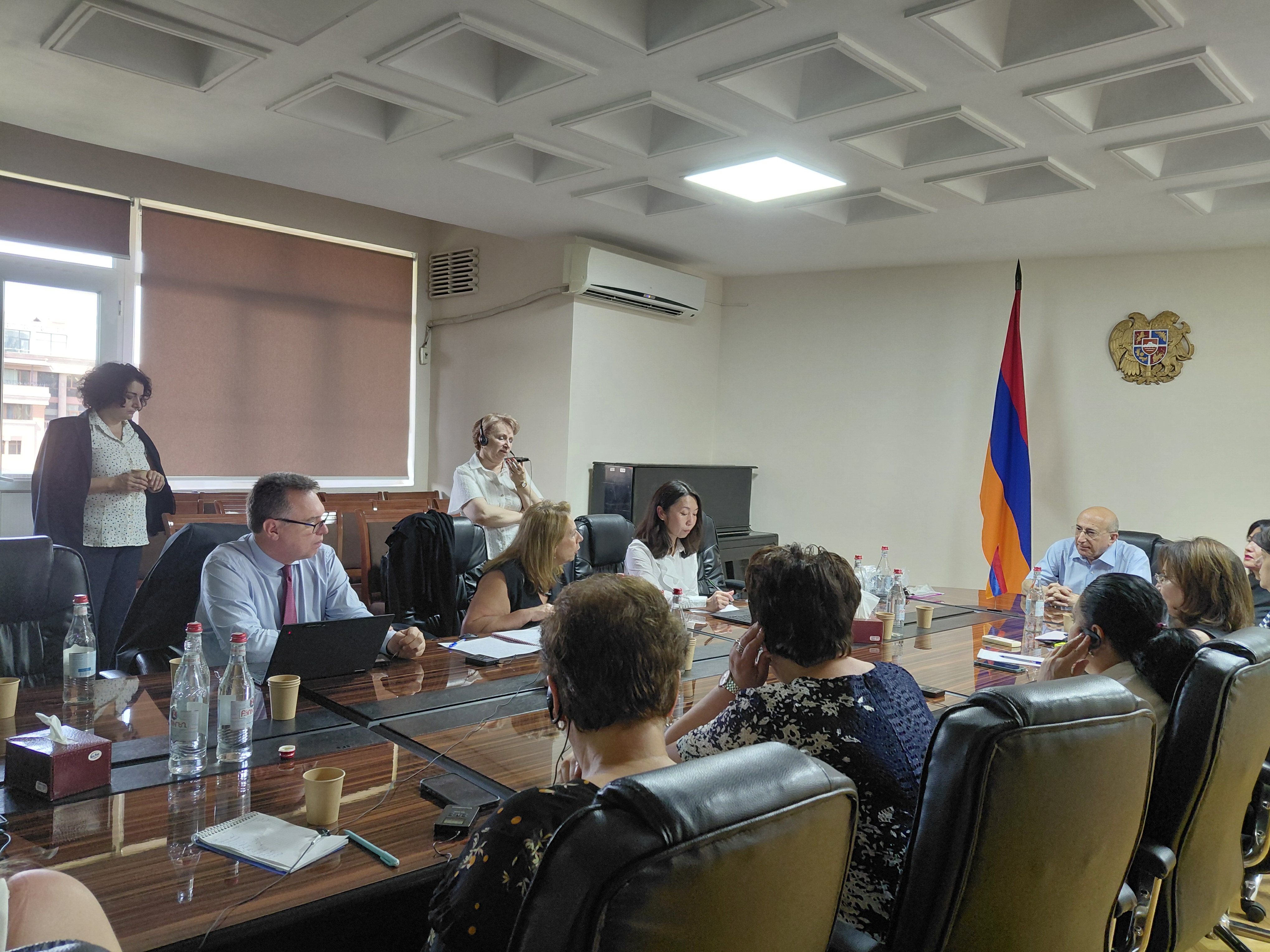 Արժույթի միջազգային հիմնադրամի վիճակագրության վարչության ներկայացուցիչների այցն Արմստատ